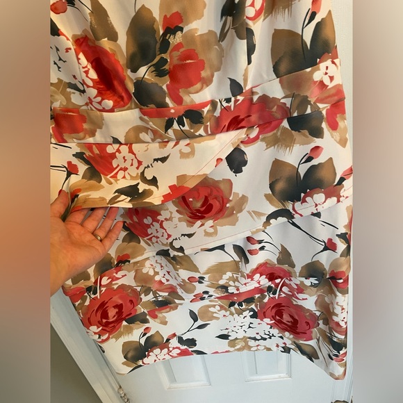 Laura Plus floral dress size 20 - Picture 5 of 7